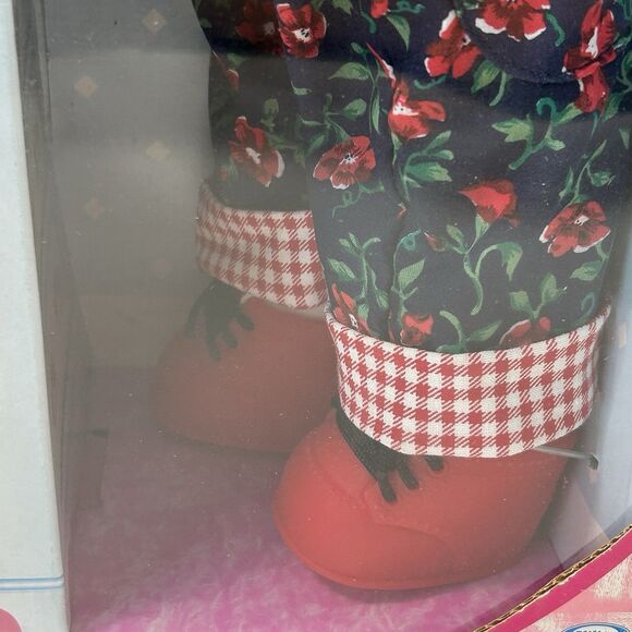 Cititoy Bashful‎ Kids Doll Brown Hair Girl Cap Floral Overalls 15" Vintage 2000 - Picture 5 of 16